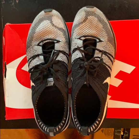 Nike flyknit trainer - Picture 4 of 7